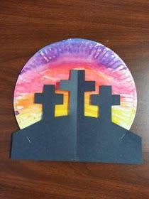 a paper plate with some crosses on it