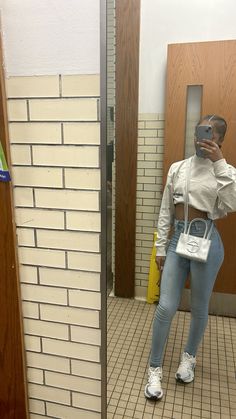 Cute School Outfits For Highschool, Tryna Recreate, Asics Outfit, Cute Highschool Outfits, Cute Online Clothing Stores, Fly Outfit, Cute Birthday Outfits, Cute Lazy Day Outfits, Cute Lazy Outfits