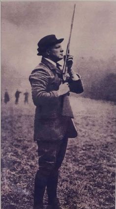 Winston Churchill Purdey Hunting Photos, Grouse Hunting, Bow Hunter, Vintage Hunting, Waterfowl Hunting, Victorian London, National Heroes, Rough Riders