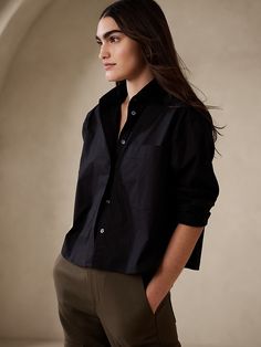 The Boxy Crop Shirt | Banana Republic Boxy Cropped Shirt, Waitress Outfit, Masc Women, Lesbian Fashion, Black Button Up Shirt, Clothing For Tall Women, Crop Dress, Cropped Shirt, Banana Republic Women