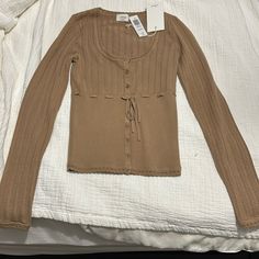 Aritzia Camel Color Long Sleeve Sweater Size Xs Brand New With Tags Brown Ribbed Outerwear For Spring, Spring Brown Ribbed Outerwear, Fitted Ribbed Brown Outerwear, Fitted Brown Ribbed Outerwear, Fitted Ribbed Outerwear For Fall, Fitted Crew Neck Outerwear For Fall, Fitted Brown Sweater For Spring, Camel Color, Sleeve Sweater