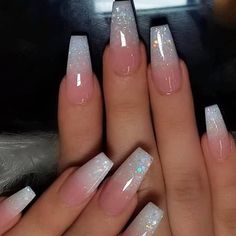 Classic Nail Designs French Tips, Valentines Nails Subtle, Acrylic Nail Designs Ombre, Ombré Nails With Design, Birthday Gel Nails, Ombré Acrylic Nails, Nail Art Coffin, Nails Acrylic Almond, Princess Nails