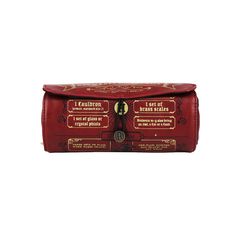 Add a little magic to your makeup routine while keeping your beauty essentials organized with this officially licensed Harry Potter cosmetic bag. The roll-top makeup bag has been custom designed to resemble Harry's iconic Marauder's Map. Measuring 8.25" L x 2.75" W x 2.75" H, the makeup bag is big enough to hold all your must-have accessories. The bag is equipped with an etched metal button to keep your items secure while rolled, while the brush pockets offer a safe space for all your brushes. K Harry Potter Luggage, Friend Presents, Harry Potter Makeup, Harry Potter Bag, Harry Potter Marauders Map, Harry Potter Items, Top Makeup, Harry Potter Merchandise, Marauders Map