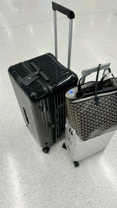 Goyard Travel Aesthetic, Suitcase Travel Aesthetic, Luxury Luggage Aesthetic, Twisted Series Book, Black Rimowa, Luggage Aesthetic, Christian Harper, Stella Alonso