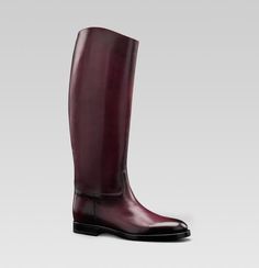 Special edition Red Men's Collection Riding Boot With Gucci Crest Detail. Polo Boots, Mens Riding Boots, Luxury Boots, Chukka Boots Men, Hot Boots, Walk In My Shoes, Gucci Leather