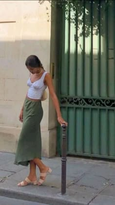 European Fashion Summer, Looks Pinterest, European Summer Outfits, Europe Outfits, Italy Outfits, Euro Summer, Italian Summer, Europe Trip, Summer 22