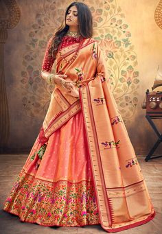 Paithani Dupatta, Lehenga Dupatta, Lengha Choli, Indian Designer Sarees, Wedding Saree Indian, Utsav Fashion, Party Wear Lehenga