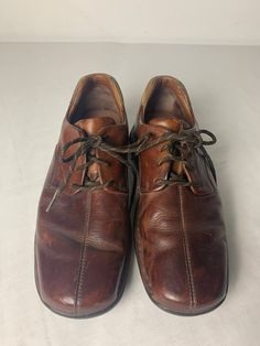 Cole Haan Mens dress shoes size 7.5 color: different shades of brown bag 6d JN Different Shades Of Brown, Cole Haan Men, Brown Bag, Shades Of Brown, Mens Dress, Shoes Size 7, Brown Bags, Cole Haan, Thrift Store