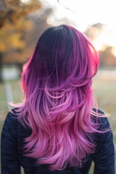 Iroiro Hair Color, Berry Pink Hair, Pinkish Purple Hair, Purple And Pink Hair, Fuschia Hair, Purple Pink Hair, Pink Hair Color Ideas, Pink Purple Hair, Pink Hair Color