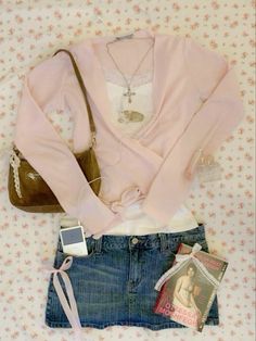 outfit inspo Pink Cardigan Outfit, Edgy Summer Outfits, Cutesy Outfit, Outfits Coquette, Coquette White, Cardigan Pink, Coquette Pink, Cute Everyday Outfits