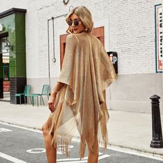 See Through Sexy Cover Up Kimono Mori Girl Fashion, Womens Jackets Casual, Fashion Cover, Tassels Fashion, Capes For Women, Mori Girl, Street Style Chic, Beachwear For Women, Swimsuit Cover Ups