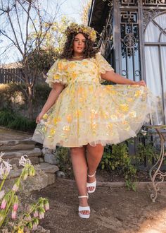 Bramble Dress Dresses - JessaKae - Bramble Dress_Bramble Yellow / 2X Outfit Ideas For Plus Size, Comfy Outfit Ideas, Outfit Ideas Plus Size, Tea Party Attire, Lady Whistledown, Girls Power, Plus Size Summer Outfits, Blooming Garden, Comfy Outfit