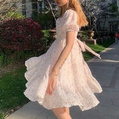 Fabric: chiffon Sleeve type: Bubble sleeves Material: cotton Collar type: square collar Color: pink, white Size: S, L Size reference: S chest 88cm-94cm, length 86cm-88cm L Chest 94cm-96cm, length 88cm-90cm Bubble Sleeve, Kawaii Clothes, Cute Pink, Types Of Collars, High Low Dress, Floral Dress, Tulle Skirt, Pink White, Types Of Sleeves