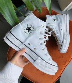 Aesthetic Shoes Converse, Boty Converse, Cute Converse Shoes, Cute Converse, Trendy Shoes Sneakers, Preppy Shoes, Platform Converse, Shoes Converse, Cute Nike Shoes