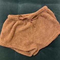 Soft And Comfy Brown Fleece Shorts With Brown Bow. Size L / Never Worn 65% Cotton / 35% Polyester Cozy Loungewear Shorts For Winter, Cozy Short Bottoms With Pockets, Cozy Stretch Shorts, Short Fleece Bottoms For Loungewear, Soft Bottoms With Cozy Fit, Cozy Soft Bottoms With Cozy Fit, Cozy Soft Texture Short Length Bottoms, Cozy Short Bottoms For Fall, Cozy Short Bottoms For Winter