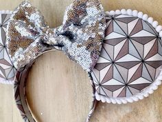 Epcot Spaceship Earth ears. Classic Epcot ball fabric outlined with white trim and a silver sequin bow. Handmade and durable, perfect for a day in the parks. Please email any questions. Thanks for checking out our shop! Epcot Ears, Epcot Spaceship Earth, Epcot Ball, Spaceship Earth, Sequin Bow, Silver Sequin, White Trim, Spaceship, Disney World