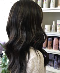 Balayage On Black Hair, Brown Hair Inspo, Brunette Hair With Highlights, Low Lights Hair, Hair Makeover