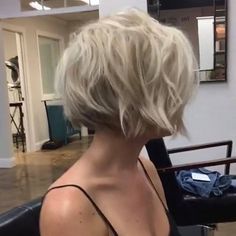 Stylish Short Hair, Stylish Short Haircuts, New Haircut, Edgy Short Hair, Hair Brained, Instagram Analytics, Good Hair Day, Short Hair With Layers