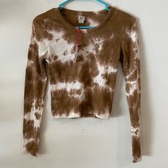 Ladies Size Xs. New With Tag. Made In Turkey Distressed Brown Summer Tops, Brown Long Sleeve Washed Tops, Brown Washed Long Sleeve Top, Long Sleeve Washed Brown Top, Casual Long Sleeve Tops With Natural Dye, Fitted Casual Faded Top, Faded Washed Fitted Tops, Brown Distressed Cotton Tops, Casual Acid Wash Tops With Natural Dye