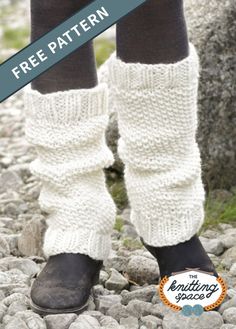 Stay Warm With These Lovely Lamb Knitted Leg Warmers Leg Warmers Pattern Free, Daily Winter Outfits, Diy Knitting Needle Case, Diy Knitting Loom, Diy Leg Warmers, Knit Leg Warmers Pattern