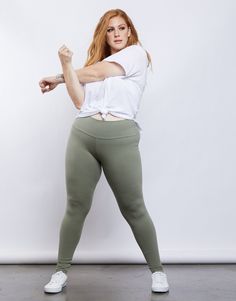 The Curve Easy Does It Leggings are gonna be your go-to pair of leggings from now on. These stretchy lounge pants are so comfortable you won't want to take them off. They have a simple silhouette, a lightweight and stretchy material, a thick waist band, and are full length for ultimate comfort. These leggings are made from 92% cotton and 8% spandex. Hand wash cold and hang dry. Imported. Models are wearing size 1XL. Plus Size Athletic Wear, Best Plus Size Jeans, Printed Leggings Outfit, Plus Size Posing, Easy Does It, Fitness Outfits, Reading Area, Gym Ideas, Pinterest Images