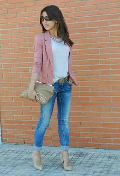 White Tees Outfit, How To Wear Blazers, Outfit Blazer, Blazer Outfits For Women, Outfit Jeans, Mode Casual, Cooler Look, Pink Blazer, Pinterest Outfits