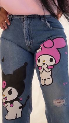 Kuromi Jeans, Sanrio Jeans, Hello Kitty Jeans, Custom Jeans Diy, Sanrio Clothes, Looks Hippie, Denim Diy Clothes, Unique Jeans, Painted Clothes Diy