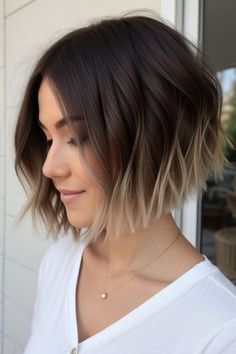 The Baroque Bob Haircut Trend Taking Over 2024 - Fashion Tips Tricks Short Hair Color For Fall, Cool Brown Balayage Short Hair, Short Hair Colors For Women, Brown Roots Blonde Hair Short, Short Hair Light Brown Balayage, Bob Colored Hair, 2024 Short Hair Trends, Short Hair Women 2024, Black Tipped Hair