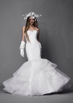 Vera Wang Wedding Dress 0 / Off White Vera Wang: Lawrence Fit Flare Wedding Dress, Vera Wang Wedding Dress, Vera Wang Bridal, Mermaid Ball Gown, Flare Wedding Dress, Vera Wang Wedding, Wedding Dress Silhouette, Wedding Dresses Vera Wang, Flare Gown