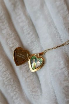 couple locket necklace, couple gift, locket necklace, gold locket necklace Couple Locket, Cute Couple Gift Ideas, Locket Picture, Gold Heart Locket Necklace For Gift, Heart-shaped Locket Necklace Gift For Her, Locket Necklace Aesthetic, Gold Plated Heart Locket Necklace Gift, Golden Heart Locket Aesthetic, Couples Gifts