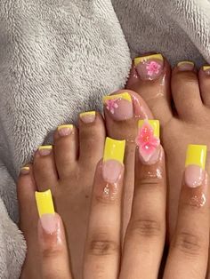 Biab Nail, Cutesy Nails, Baddie Lifestyle, Artsy Nails, Birthday Nail, 3d Nail Designs, Acrylic Toe Nails, Acrylic Toes, Punk Nails