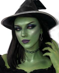 Halloween Makeup 2023 16 Ideas: Get Ready to Spook and Shine Classic Witch Makeup, Witch Makeup Green Face, Green Witch Face Paint, Wicked Witch Of The West Costume Makeup, Glinda Makeup Wizard Of Oz, Wicked Witch Makeup Wizard Of Oz, Wicked Witch Of The West Make Up, Green Witch Makeup Halloween, Wicked Witch Of The West Costume