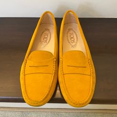 Never Wear, Toe Stain Due To Storage No Box Tods Shoes, Loafer Flats, Flat Shoes Women, Loafers, Yellow, Women Shoes, Women Shopping, How To Wear, Color