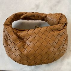 Mini Jodie Bag Only Worn A Few Times! Was A Gift No Receipt Mini Jodie Bag, Jodie Bag, Mini Jodie, Bottega Veneta Bags, Bottega Veneta, Bag Lady, Gifts, Color