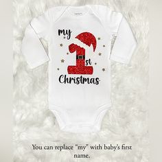 Super Cute Baby Christmas Onesie. You Can Choose White Or Red, As Well As Replace The “My” With Your Baby’s First Name”. Sizes Are 0-3 Months, 3-6, Months And 6-9 Months. I Have Short-Sleeved Options In Separate Listings. Please Note The Size, Color, And If You Want To Add Your Baby’s Name. If So, Please Spell It Out And Double-Check That It’s Typed Correctly! Note: This Specific Design Does Not Leave A Lot Of Space For A Name. If You Want To Replace The “My” With A Baby’s Name And The Name Is L Baby First Christmas Shirt, Baby First Christmas Ideas, My First Christmas Onesie, First Christmas Onesie, Christmas Onsies, Baby Christmas Onesie, Christmas Onesies, Kids Birthday Shirts, Baby First Christmas