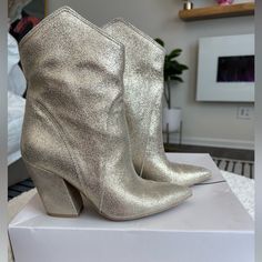 Dolce Vita Glitter Bootie Never Worn! Nib! Party Boots With Shimmer And Pointed Toe, Sparkling Pointed Toe Heels For Fall, Gold Boots For Spring Evening, Gold Evening Boots For Spring, Sparkling Gold Party Boots, Glamorous Shimmer Boots With Pointed Toe, Glamorous Holiday Boots With Round Toe, Glamorous Shimmer Pointed Toe Boots, Glamorous Round Toe Boots For Holidays