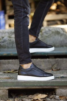 We are Introducing the Special Design Straw Detail Sneakers, combining modern style and superior craftsmanship. These black sneakers are meticulously designed to offer unmatched elegance, durability, and comfort. Color: BlackAvailable Sizes: 39, 40, 41, 42, 43, 44, 45Material: 100% Leather Features: Premium Quality: Crafted from 100% genuine leather, these sneakers provide exceptional durability and a luxurious feel, ensuring long-lasting wear for everyday and special occasions. Unique Straw Det Classic Black High-top Sneakers With Perforations, Modern Slip-on Custom Sneakers With Round Toe, Modern Low-top Business Sneakers, Modern Business Low-top Sneakers, Luxury Black Slip-on Sneakers, Modern Custom Wingtip Sneakers With Contrast Sole, Modern Wingtip Custom Sneakers With Contrast Sole, Classic Black Custom Sneakers With Perforations, Black Slip-on Sneakers With Perforations And Round Toe