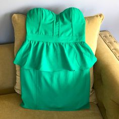 Nwt Pins And Needles Green Peplum Dress-Perfect For Holidays! In Perfect Condition, This Falls Mid Thigh And Is Sleeveless On Top-Its A Stunna Spring Peplum Dress For Night Out, Green Peplum Party Dress, Spring Peplum Dress For Date Night, Fitted Peplum Mini Dress For Spring, Fitted Peplum Mini Dress For Summer, Summer Peplum Dress For Date Night, Strapless Lace Dress, Black Strapless Dress, Strapless Romper