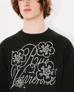 'KENZO Constellation' sweatshirt.'Rue Vivienne' and 'KENZO Paris' embroideries.Unbrushed molleton. Designer Fall Sweatshirt With Embroidered Logo, Designer Sweatshirt With Embroidered Logo And Crew Neck, Designer Crew Neck Sweatshirt With Embroidered Logo, Big Embroidery Designs, Mens Graphic Tees Prints, Flower Pattern Shirt, Polo Sweatshirt, Cardigan Shirt, Embroidered Tshirt