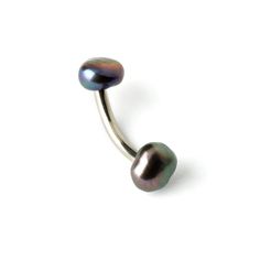 A stunning design of belly button piercing with curved surgical steel bar, ornamented with two natural black pearls, one at the bottom and a smaller one at the top. This navel jewelry will ornament your piercing with delicate natural glow of purple, blue and green. Material: L316 Surgical Steel, Black Pearl Size: 1.6mm (14g) Bar length: 9mm All of our jewellery packed in our labeled gift box Click here to view our range of belly piercing: https://www.etsy.com/uk/shop/Tribulondon?sort_order=date_ Belly Piercing Jewelry, Button Piercing, Navel Jewelry, Black Pearls, Belly Bars, Packing Jewelry, Belly Button Ring, Belly Piercing, Belly Button Piercing