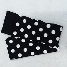 Knee High Black And White Polka Dot Socks. Nwot...See Photos For Details...122923b13 Tags: Polka Dot, Black And White Socks, Knee High Socks, Festive Socks, Fun Print Socks Socks Knee High, Black And White Socks, Polka Dot Socks, Print Socks, White Socks, Knee High Socks, Fun Prints, High Socks, White Polka Dot