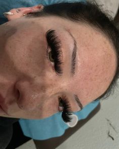 Full Volume Lash Extensions, Full Lash Extensions, Lash Extensions Long, Lash Extensions Volume, Lash Inspiration, Mexican Makeup, Eyelash Extensions Classic, Nail Makeup