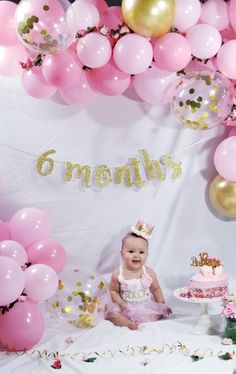 6months Birthday Photo Shoot, 6 Months Decoration Ideas, 6 Month Birthday Cake Ideas, Ideas For Half Birthday, Wedding Celebration Outfit Bride, 6months Photoshoot Ideas With Cake, 6 Month Photoshoot Theme