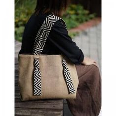 Bohemian Rectangular Shoulder Bag For On-the-go, Handmade Beige Shoulder Bag For On-the-go, Indigo Bag, Jute Bags Design, Black And White Tote Bags, Linen Stripes, Bags To Make, Sac Tote Bag, Linen Tote Bag