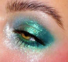 Fish Makeup, Cute Eye Makeup, Brow Pen, Magical Makeup, Eye Makeup Designs, Cool Makeup