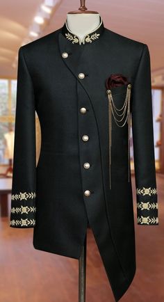 Fashion Outfits Europe, Outfits For Men Wedding, Royal Tuxedo, Work Outfits For Men, Men Wedding Wear, Men Fashion Outfits, Outfits Europe, Best Wedding Suits, Sherwani For Men Wedding