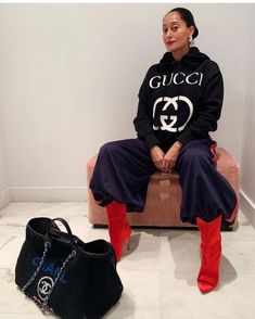 Work Lookbook, Gucci Fashion Show, Stylo Shoes, Gucci Jacket, Cheap Purses, Gucci Fashion