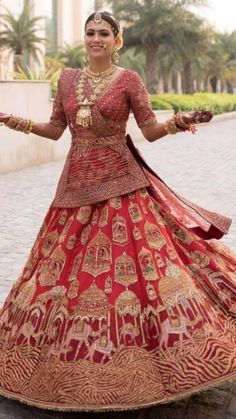 Bridal Lehenga Images, Indian Wedding Pictures, Red Bridal Lehenga, Pink Bridal Lehenga, Best Indian Wedding Dresses, Bridal Dupatta, Designer Bridal Lehenga