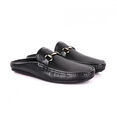 This slip-on loafer is a classic men’s loafer design updated on a mule silhouette. Dressed in irresistibly soft black leather, this smart slip-on has been punctuated with a gold equestrian snaffle bar trim. Boasting a silhouette that is both lightweight and breathable, the Loafer slip-on will effortlessly update your warm-weather wardrobe when partnered with tailored shorts and a classic t-shirt. We recommend using a soft brush to wipe away any dirt or spots but keep your shoes away from water. April Birthstone Jewelry, March Birthstone Jewelry, Forever Jewelry, Classic Man, Fine Jewelry Gift, Leather Slip Ons, Soft Black, Pearl Jewellery Earrings, Watch Necklace