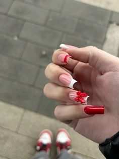 #rednails #coquette Uñas Coquette, Nails After Acrylics, Cat Nail Art, Different Types Of Nails, Goth Nails, French Tip Acrylic Nails, Glow Nails, Fall Acrylic Nails, School Nails